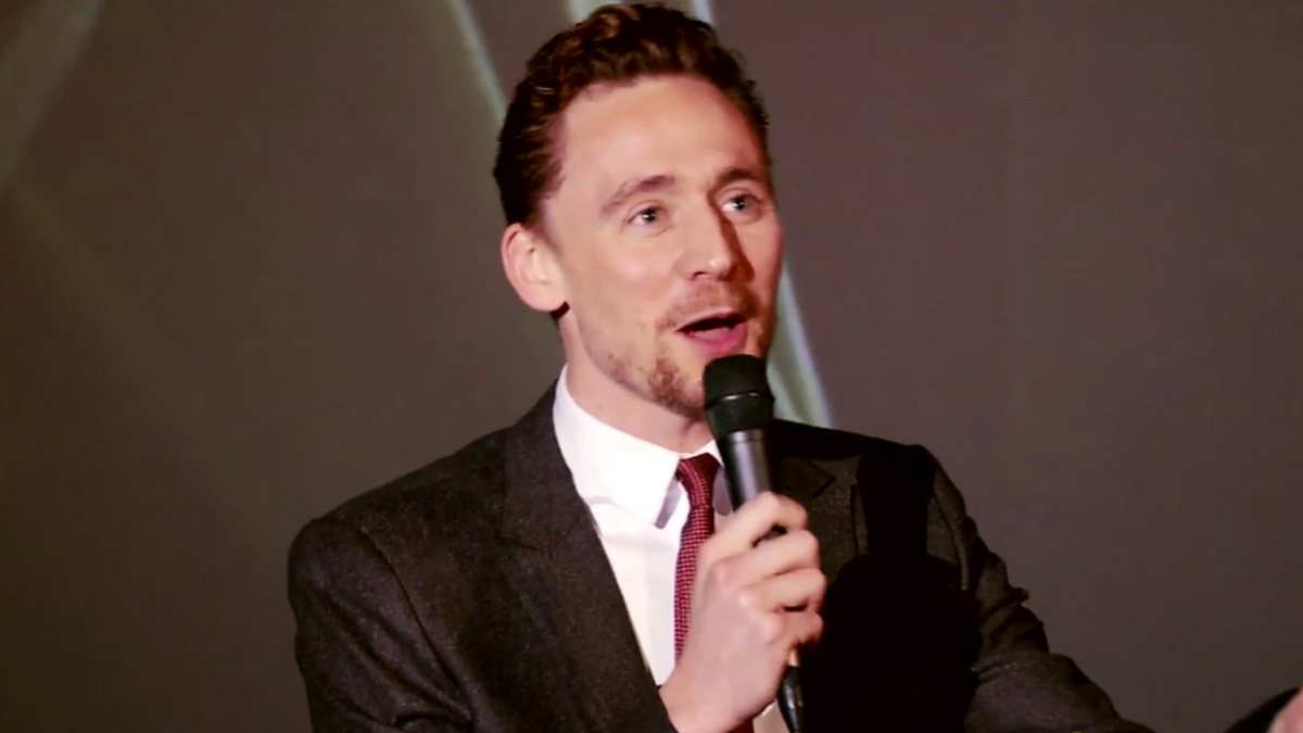 Tom Hiddleston at a Popcorn Taxi event